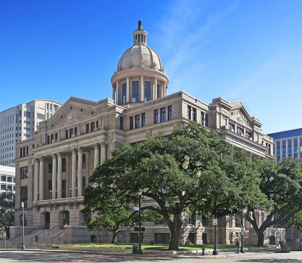 1910 Courthouse in Texas has a historic and beautiful outside architecture where to elope in Texas