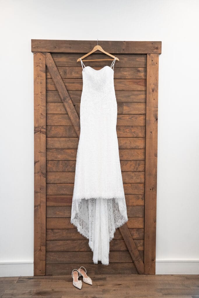 modern western wedding details photographed by a Central Texas wedding photographer