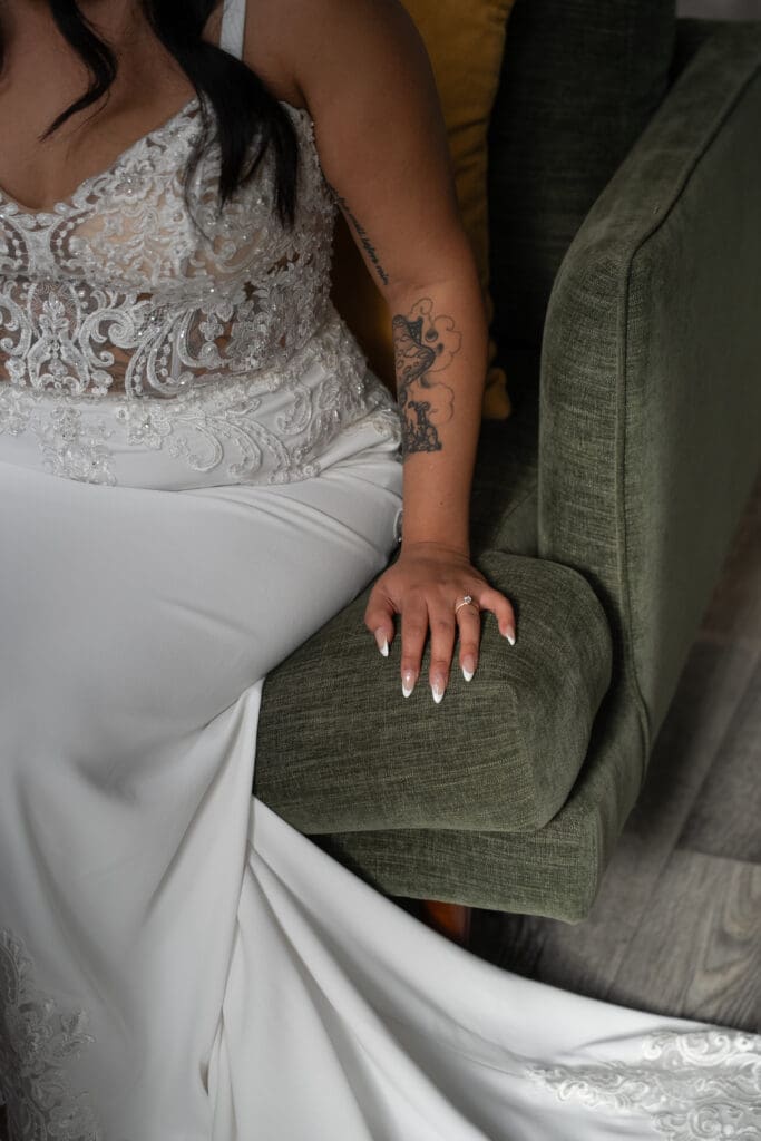 bride getting ready with her mom during an intimate Houston wedding